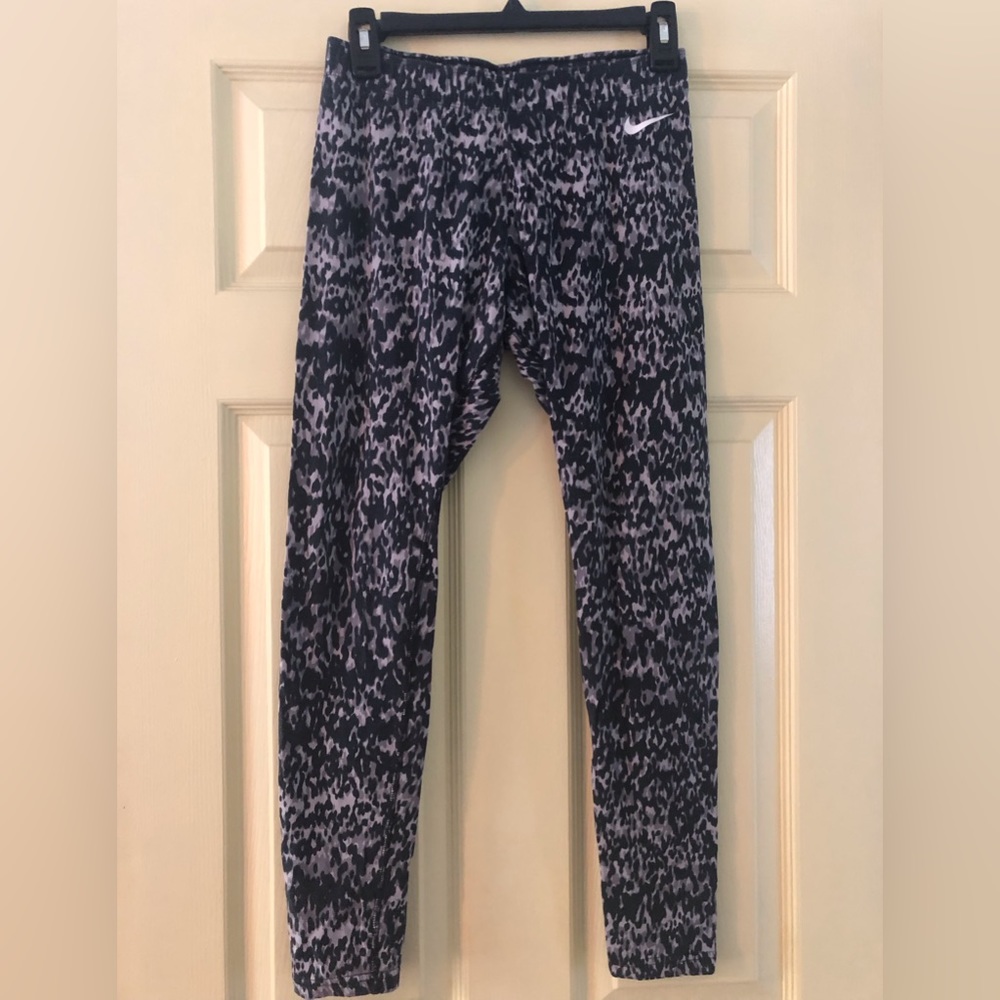 Nike Cotton Leopard ish Print Leggings M